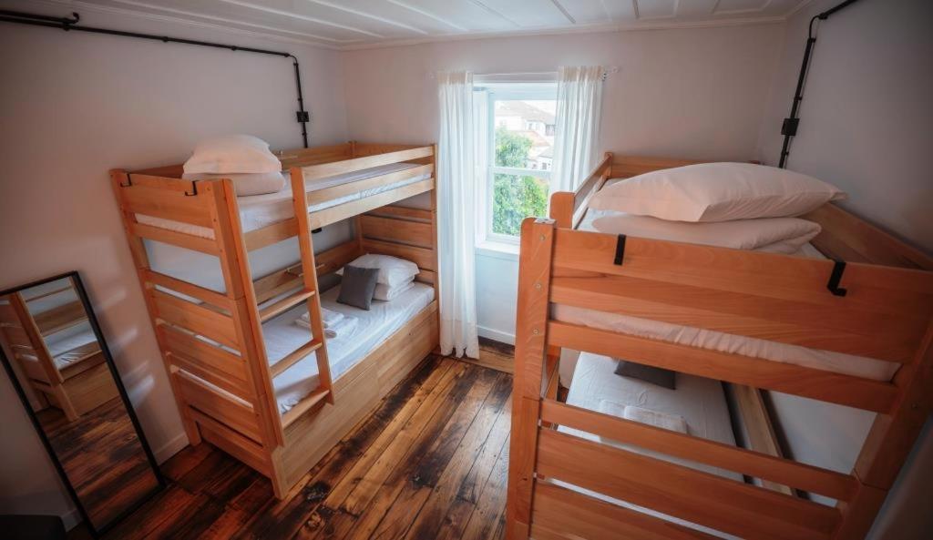 Inn Door 21 - Hostel & Suite Braganca Exterior photo