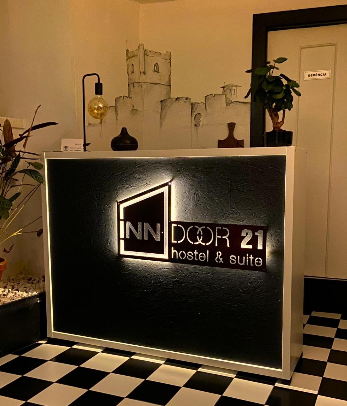 Inn Door 21 - Hostel & Suite Braganca Exterior photo